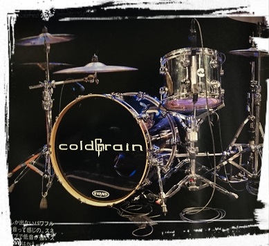 画像 Coldrainのメンバー使用楽器は ファングッズも紹介 つばラジ Tubara G
